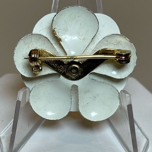 Signed Sarah Coventry Circa 1964 Snow White Collection Small Flower Pin - Picture 3 of 4